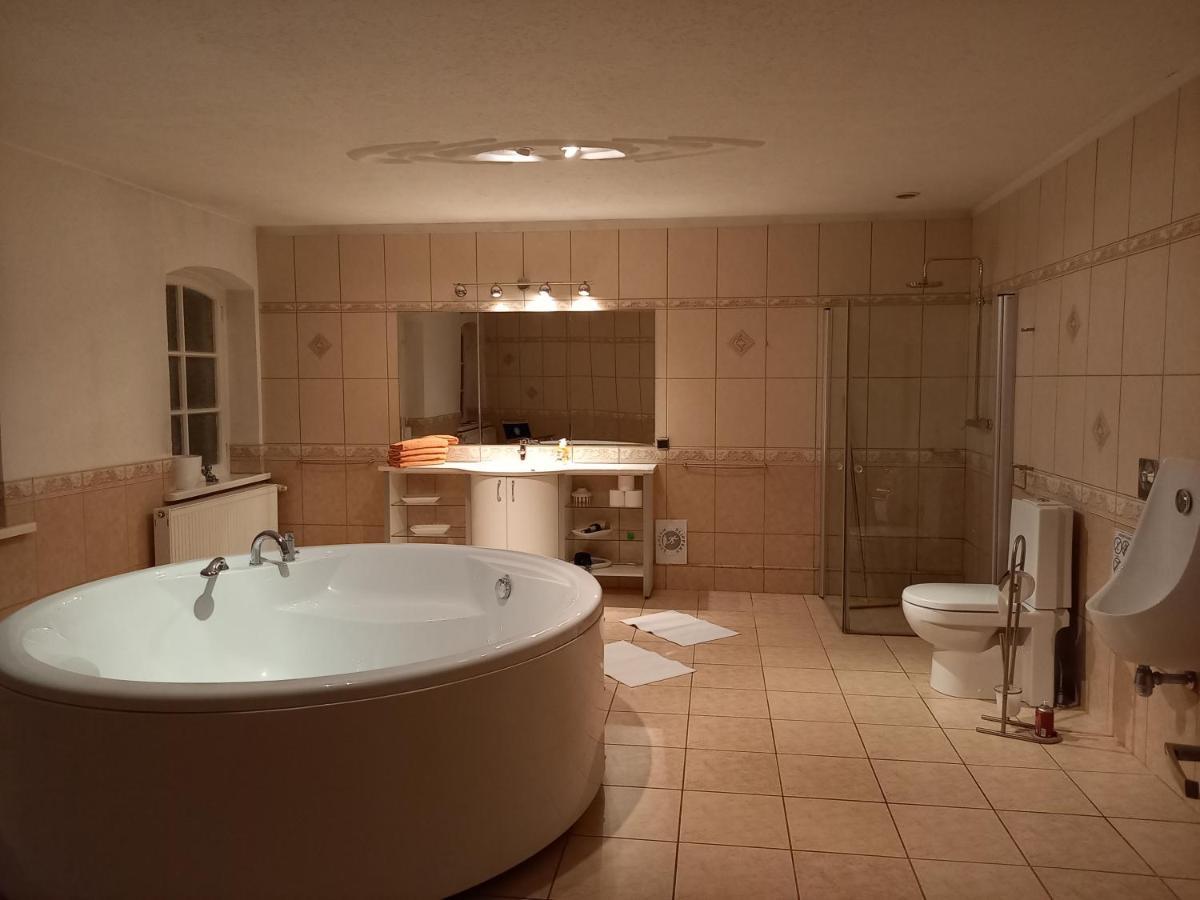 Figaro Villa Ventspils Kültér fotó